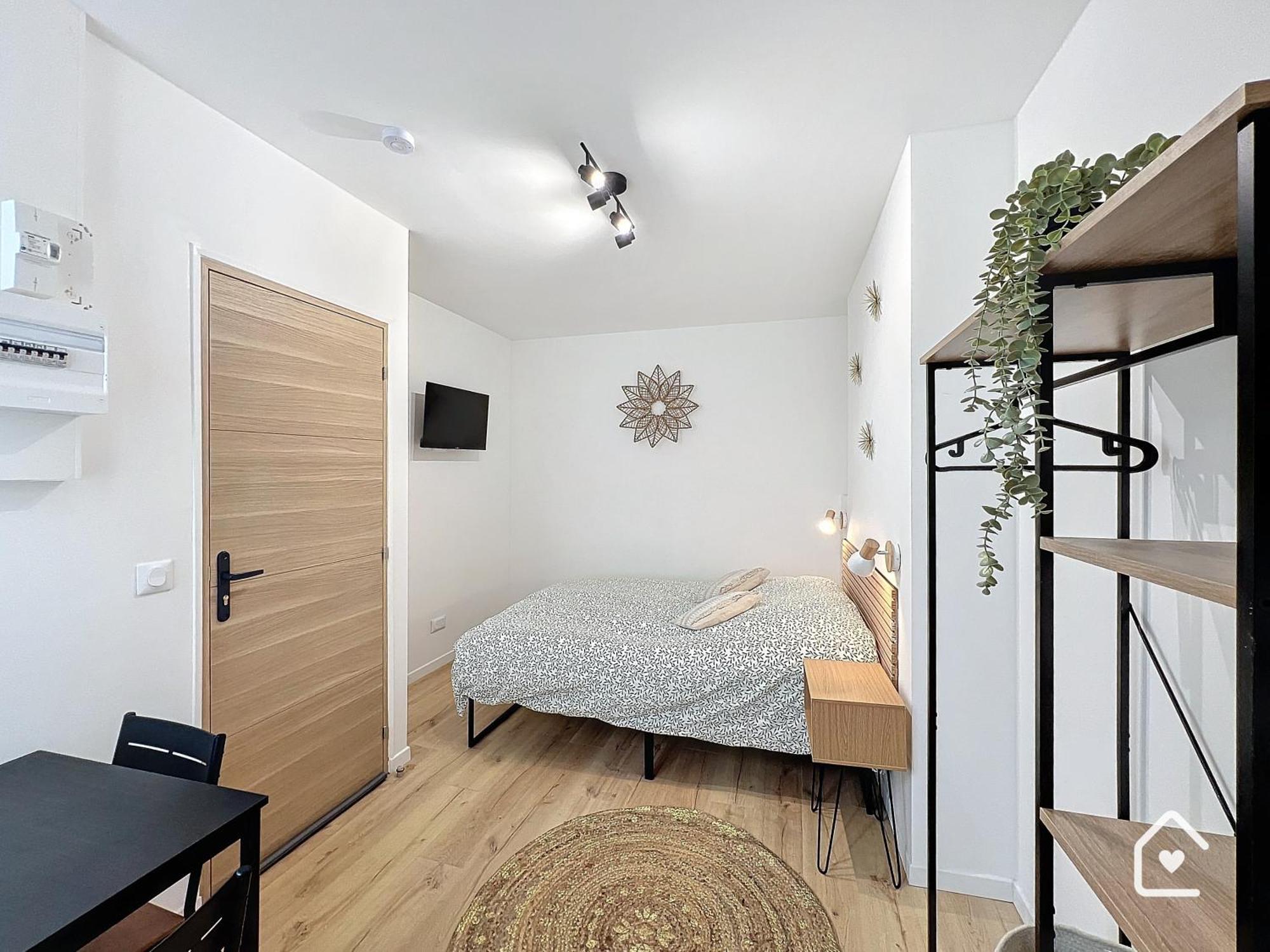Studios - 1 Min Gare Chatellerault - Entree Autonome - Экстерьер фото